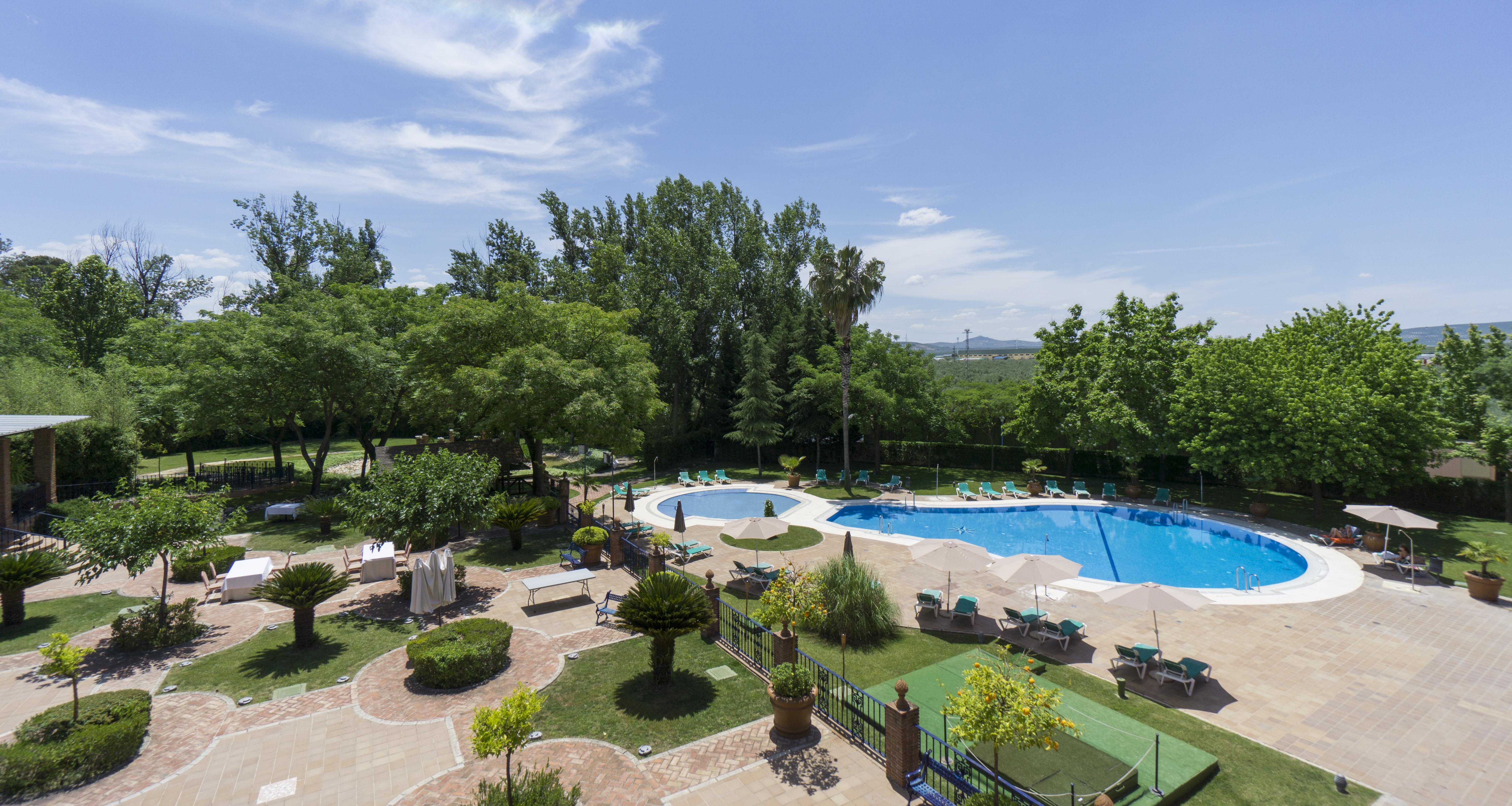 Hotel Fuente Las Piedras กาบรา ภายนอก รูปภาพ
