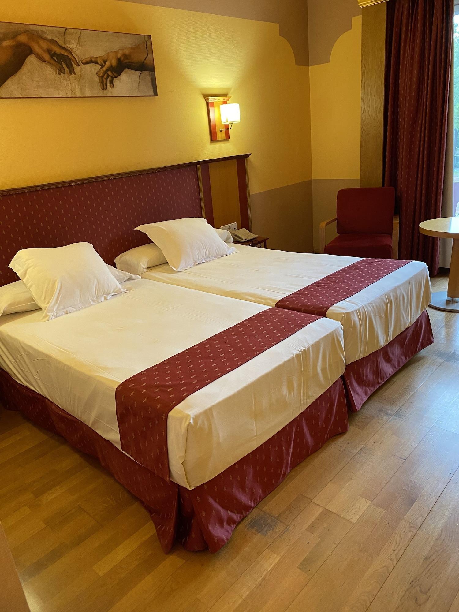 Hotel Fuente Las Piedras กาบรา ภายนอก รูปภาพ
