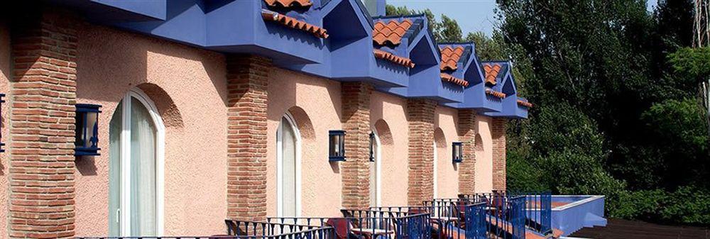 Hotel Fuente Las Piedras กาบรา ภายนอก รูปภาพ